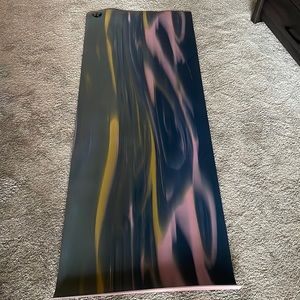 Luluemon reversible yoga mat